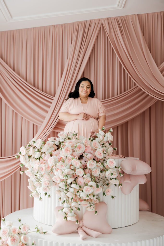 Mint Room Mini Sessions Toronto – maternity & family session