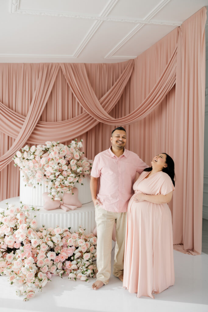 Mint Room Mini Sessions Toronto – maternity & family session