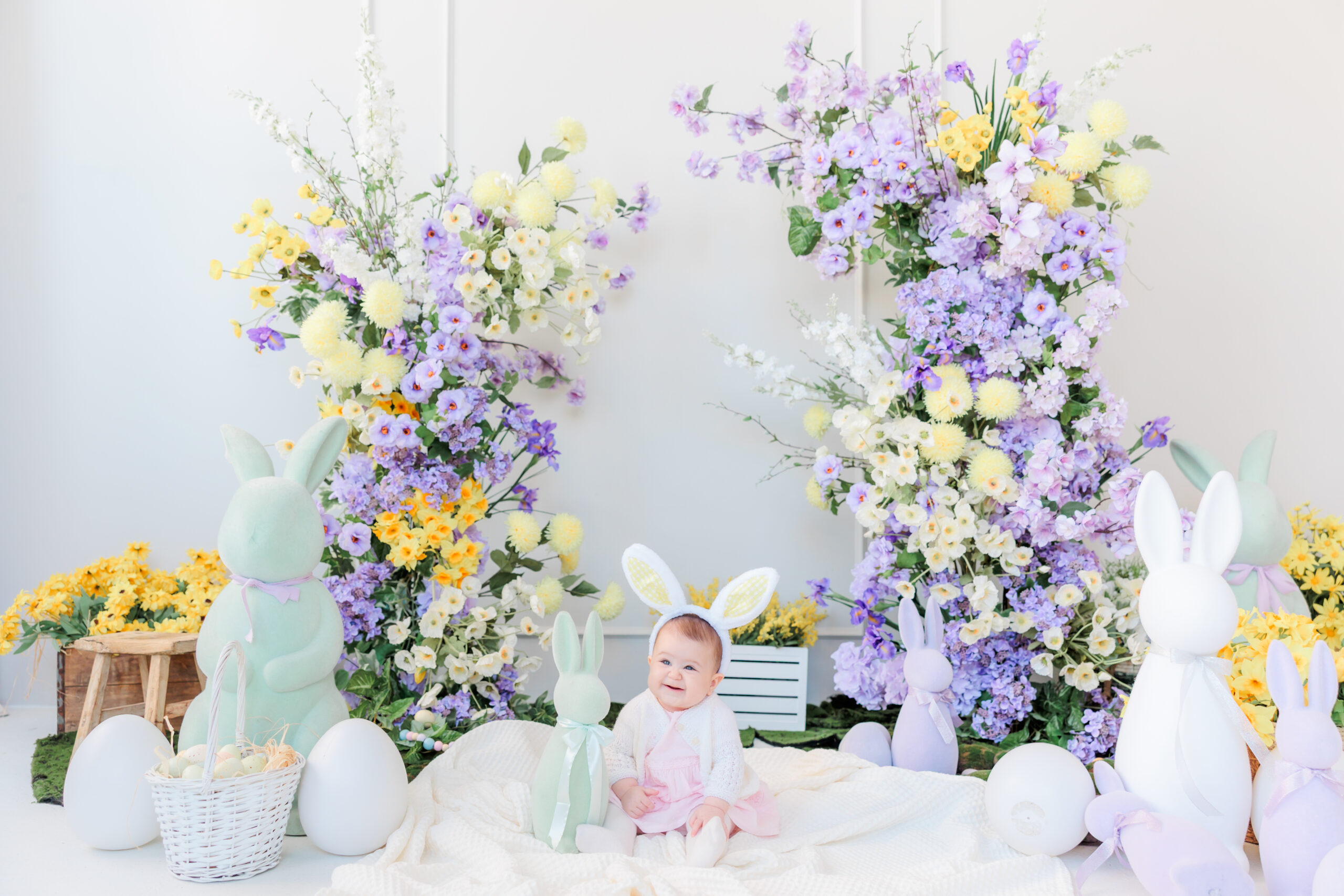 Mint Room Studios Spring setup, family mini sessions, maternity session, cherry blossom mini sessions toronto