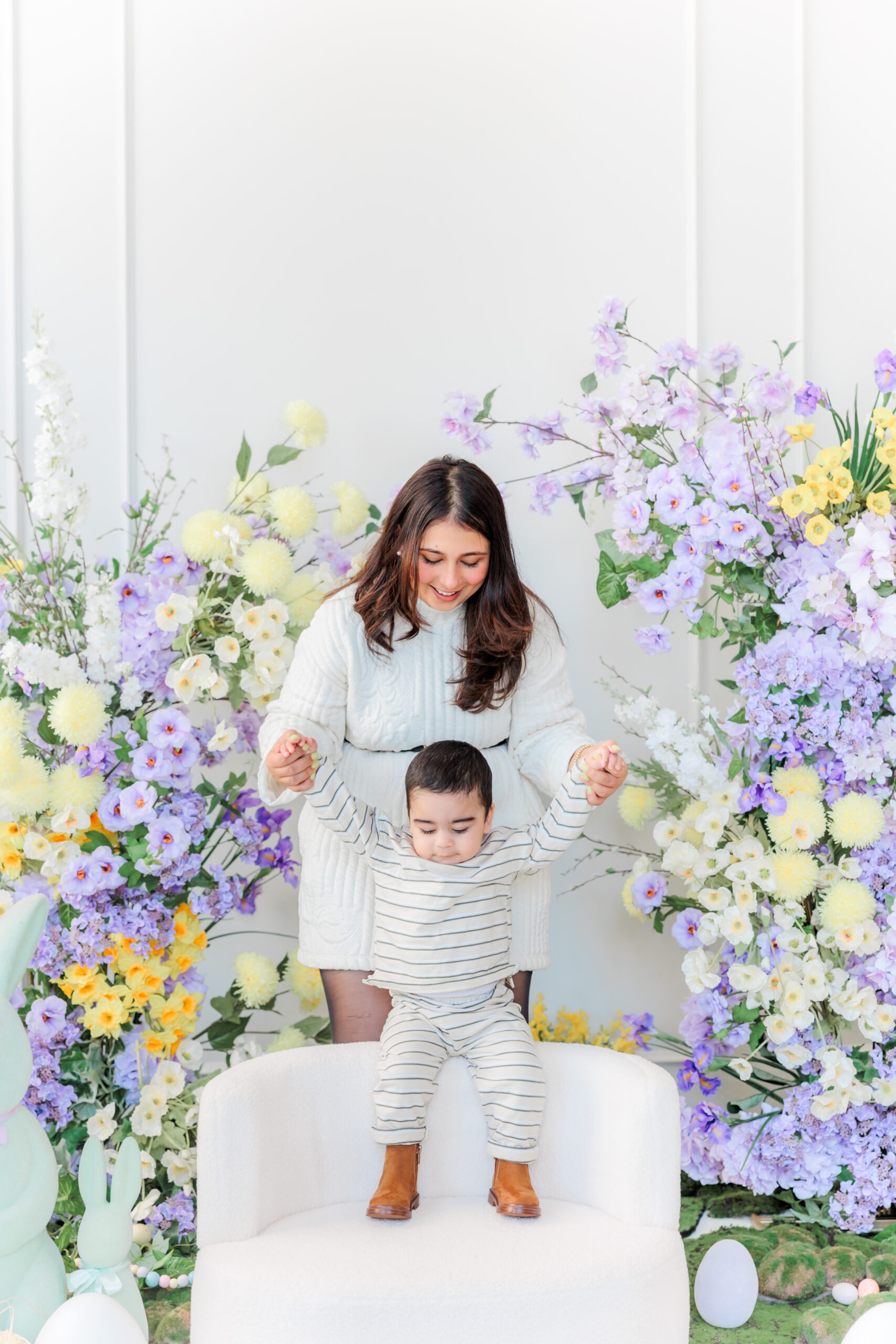 Mint Room Studios Spring setup, family mini sessions, maternity session, cherry blossom mini sessions toronto