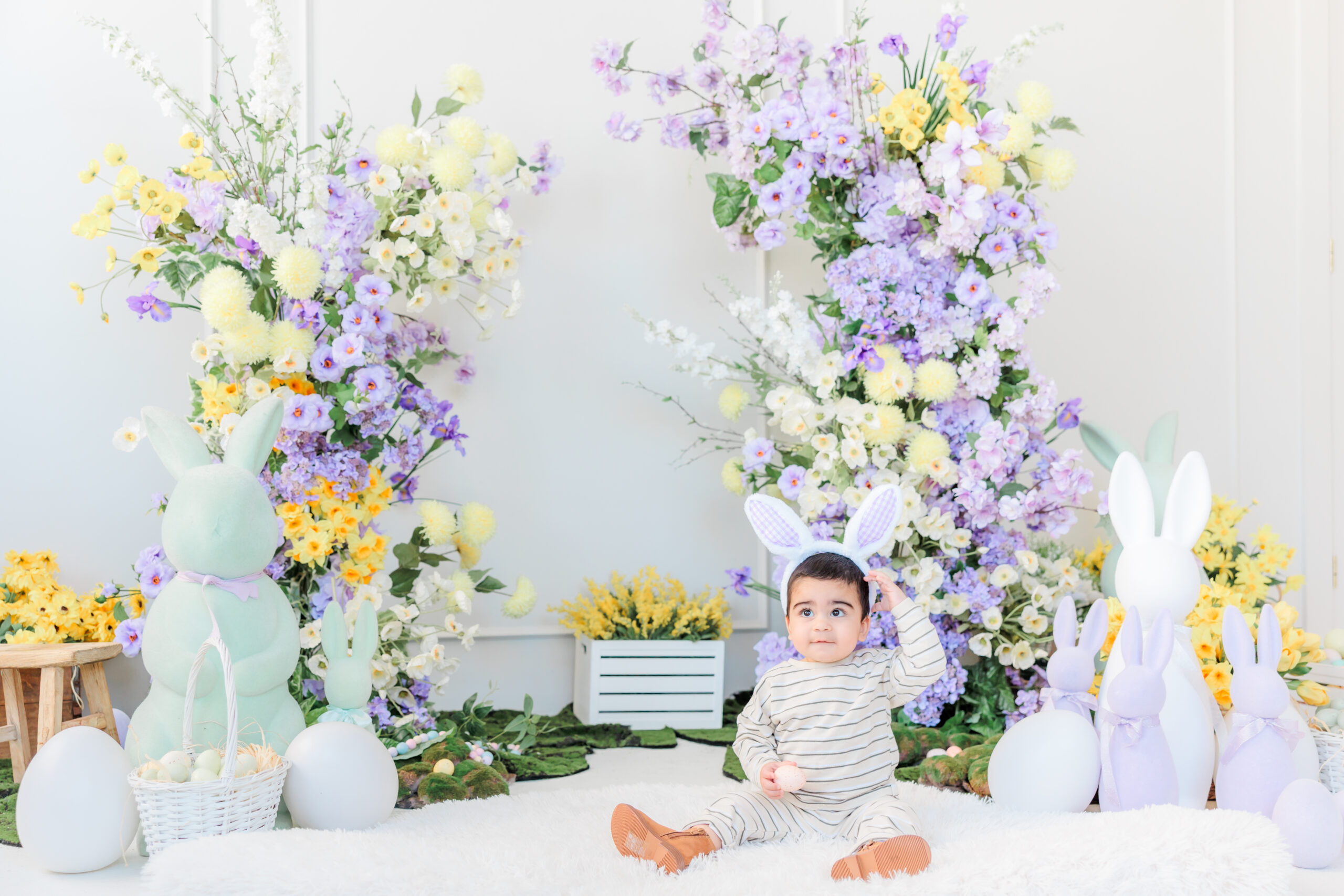 Mint Room Studios Spring setup, family mini sessions, maternity session, cherry blossom mini sessions toronto