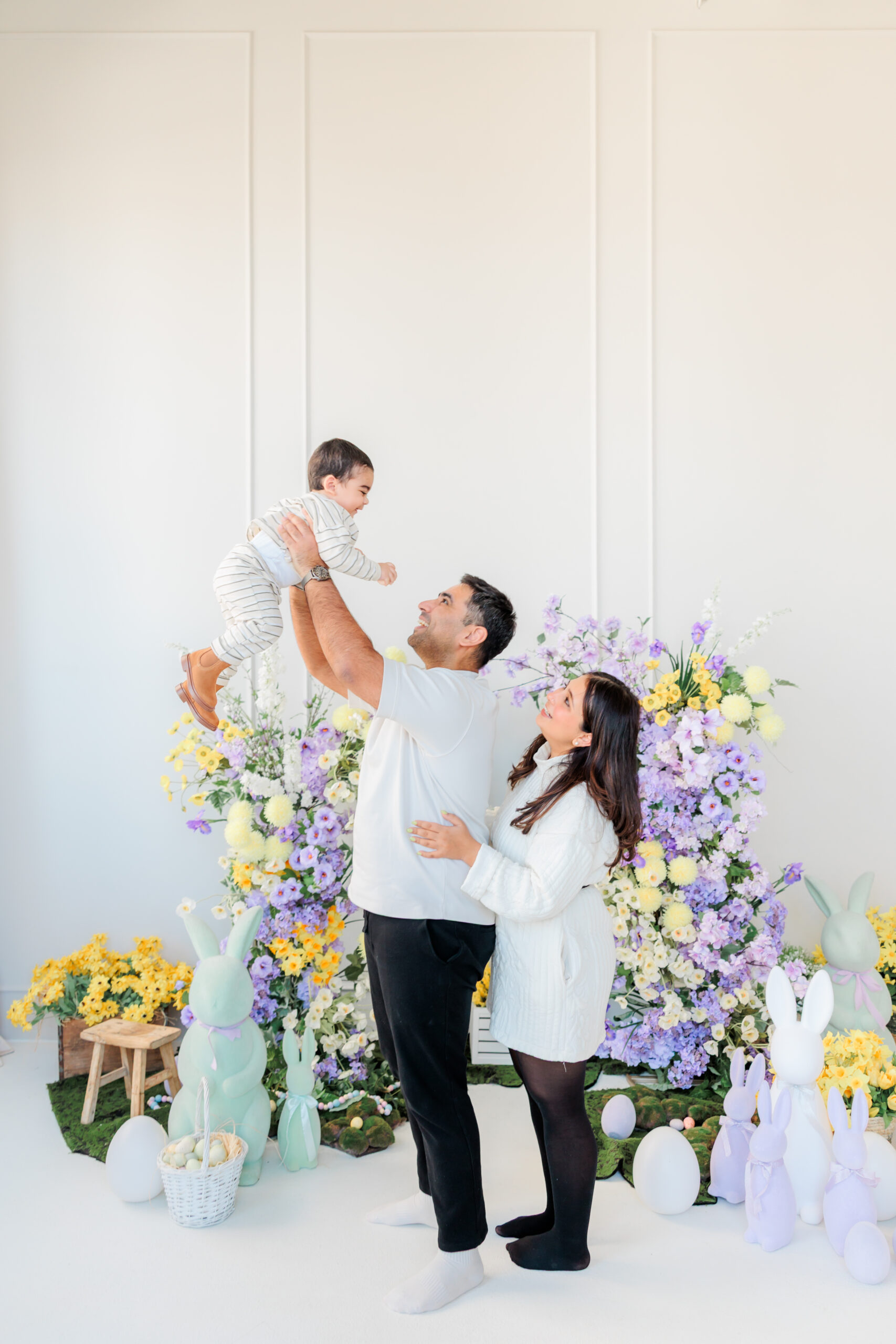 Mint Room Studios Spring setup, family mini sessions, maternity session, cherry blossom mini sessions toronto